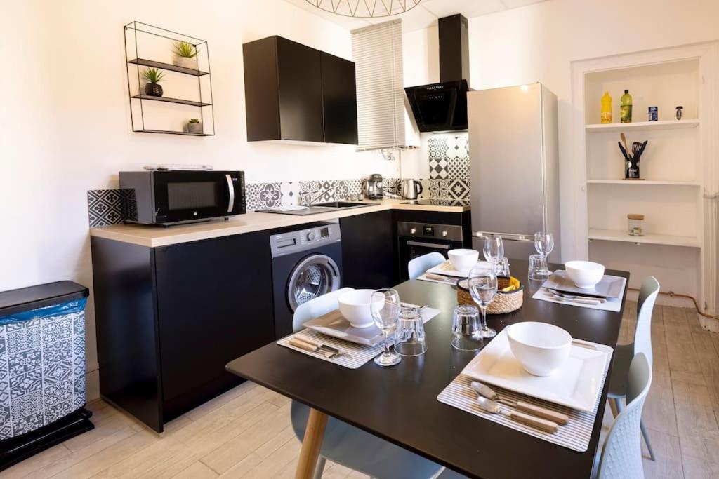 Le Cosy C - T2 Tout Equipe - Centre-Ville Gare 몽뤼꽁 외부 사진
