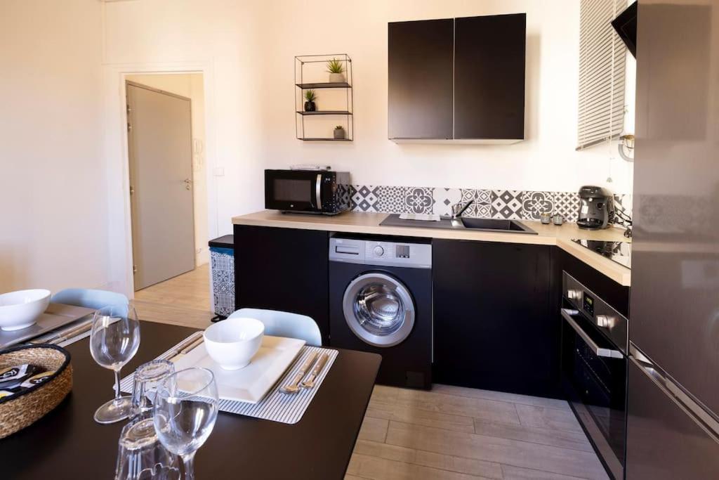 Le Cosy C - T2 Tout Equipe - Centre-Ville Gare 몽뤼꽁 외부 사진